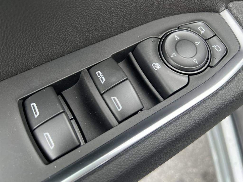 new 2025 Chevrolet Silverado 1500 car, priced at $50,995