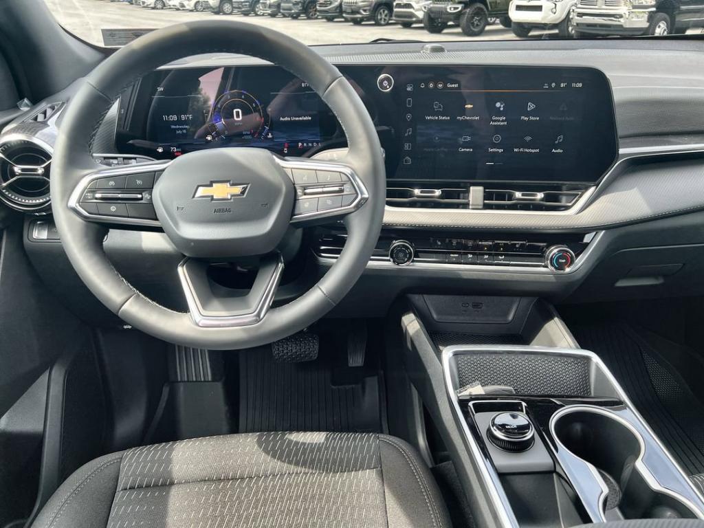 new 2026 Chevrolet Equinox car, priced at $26,300