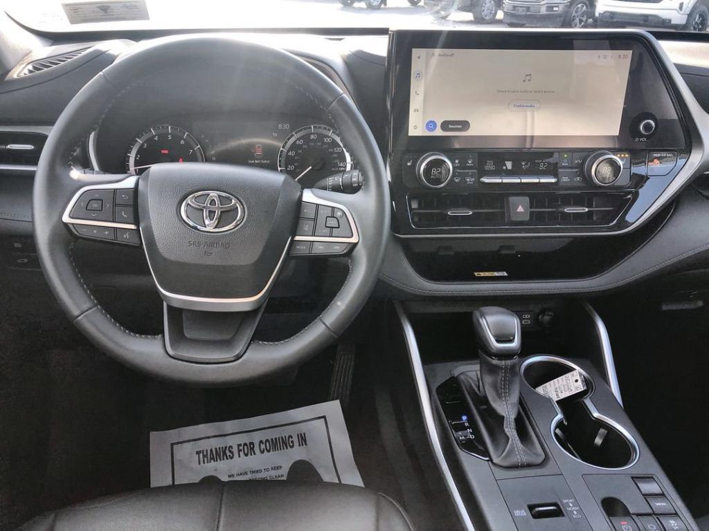 used 2023 Toyota Highlander car, priced at $37,000