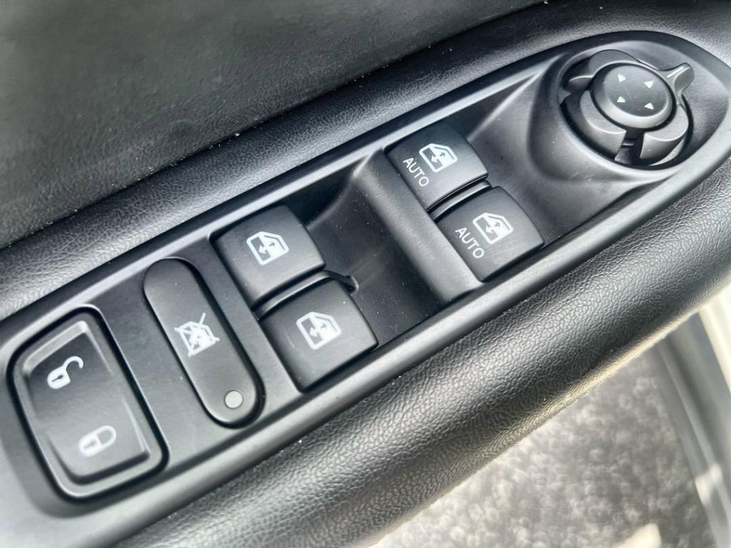 used 2021 Jeep Compass car, priced at $18,900
