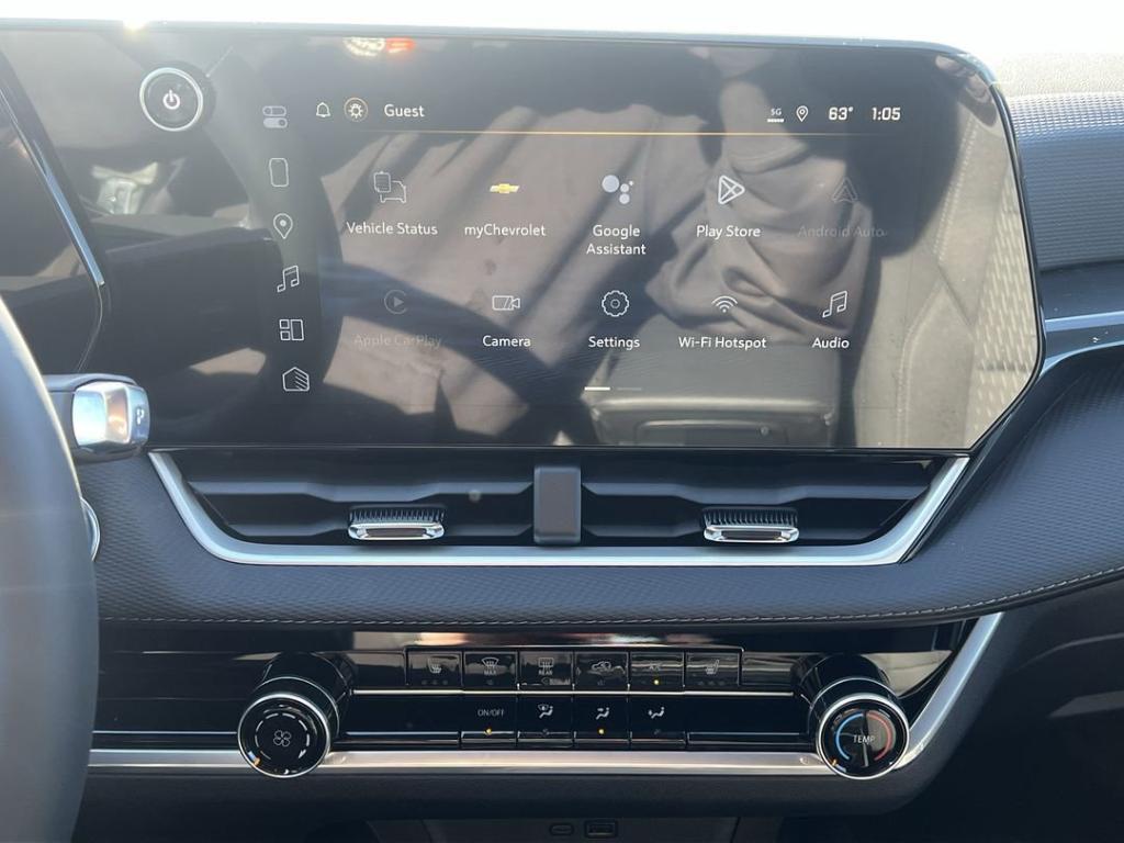 new 2026 Chevrolet Equinox car, priced at $32,300