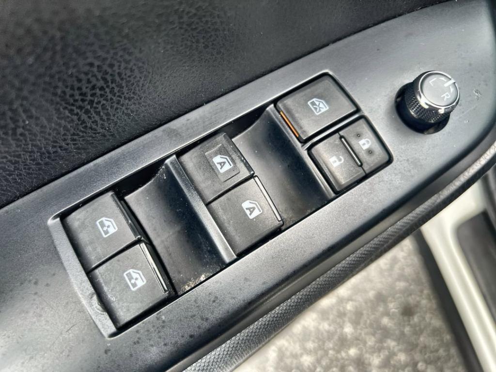 used 2019 Toyota Highlander car, priced at $19,800