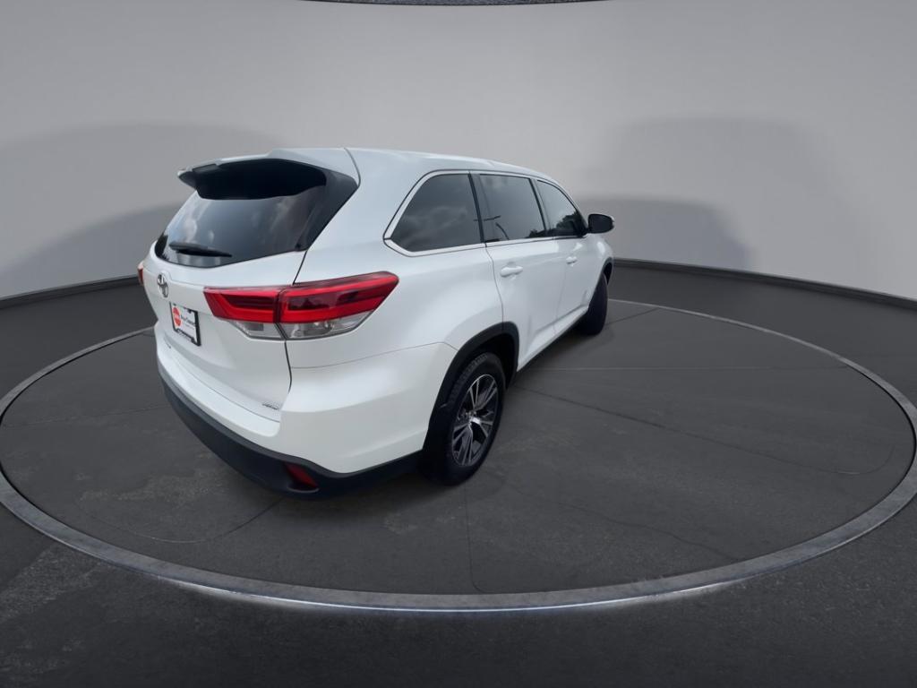 used 2019 Toyota Highlander car, priced at $19,800