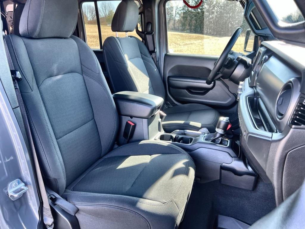 used 2022 Jeep Wrangler Unlimited car, priced at $30,900