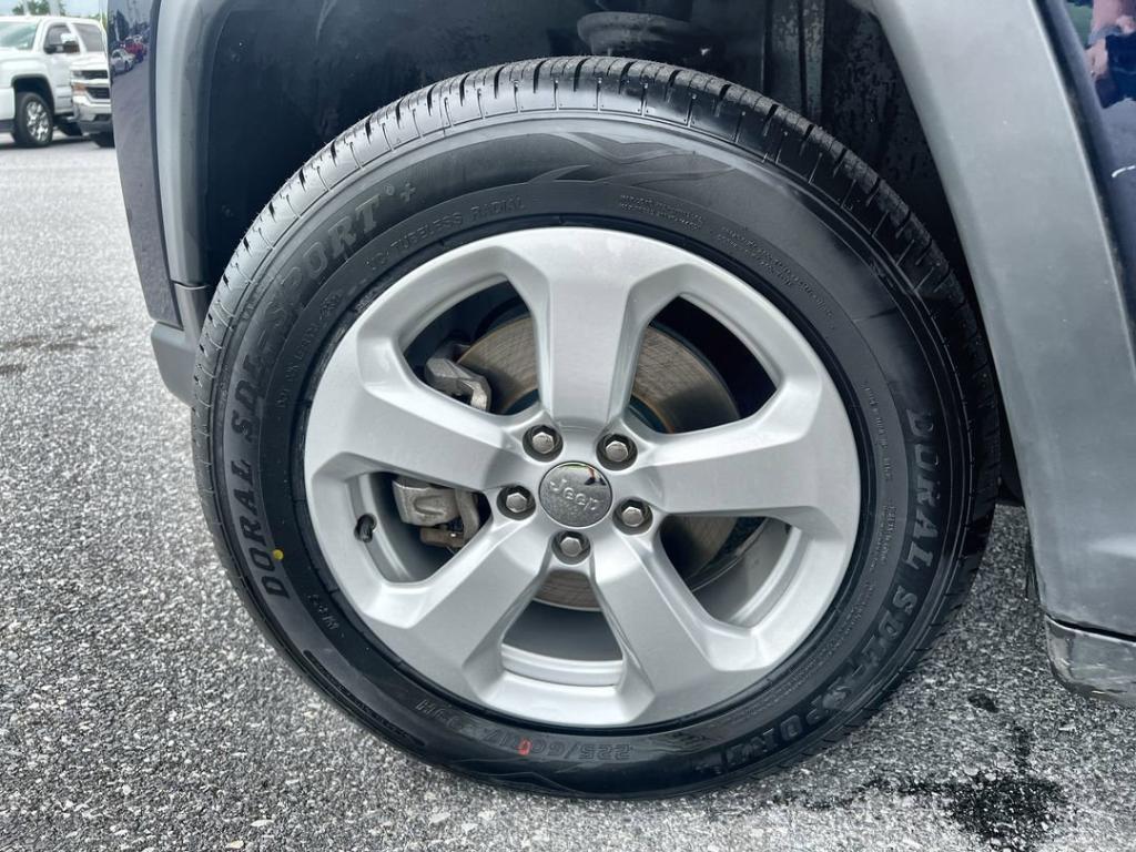 used 2019 Jeep Compass car, priced at $15,500