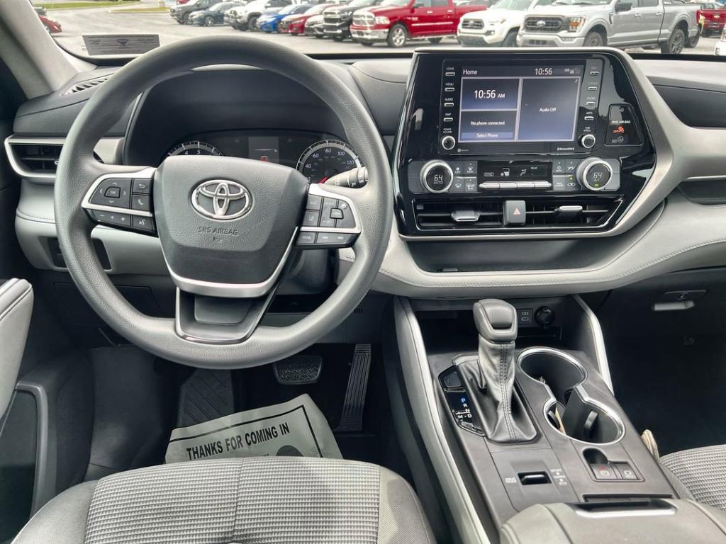 used 2022 Toyota Highlander car, priced at $29,900