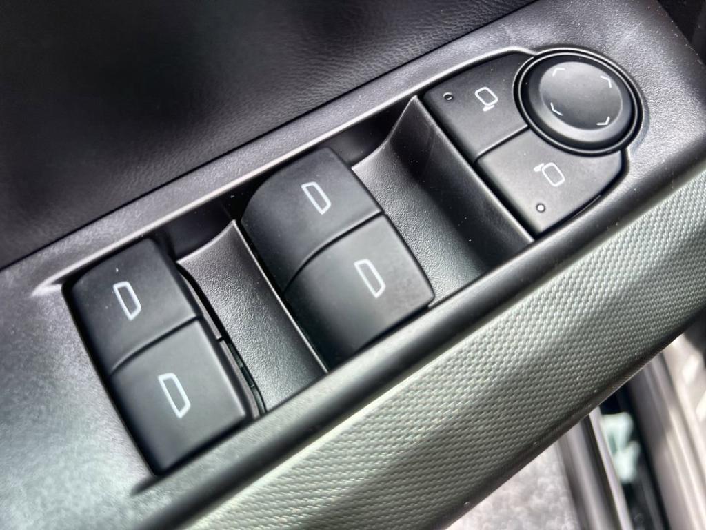 new 2025 Chevrolet Colorado car, priced at $38,120
