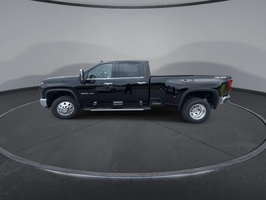 new 2025 Chevrolet Silverado 3500 car, priced at $85,915