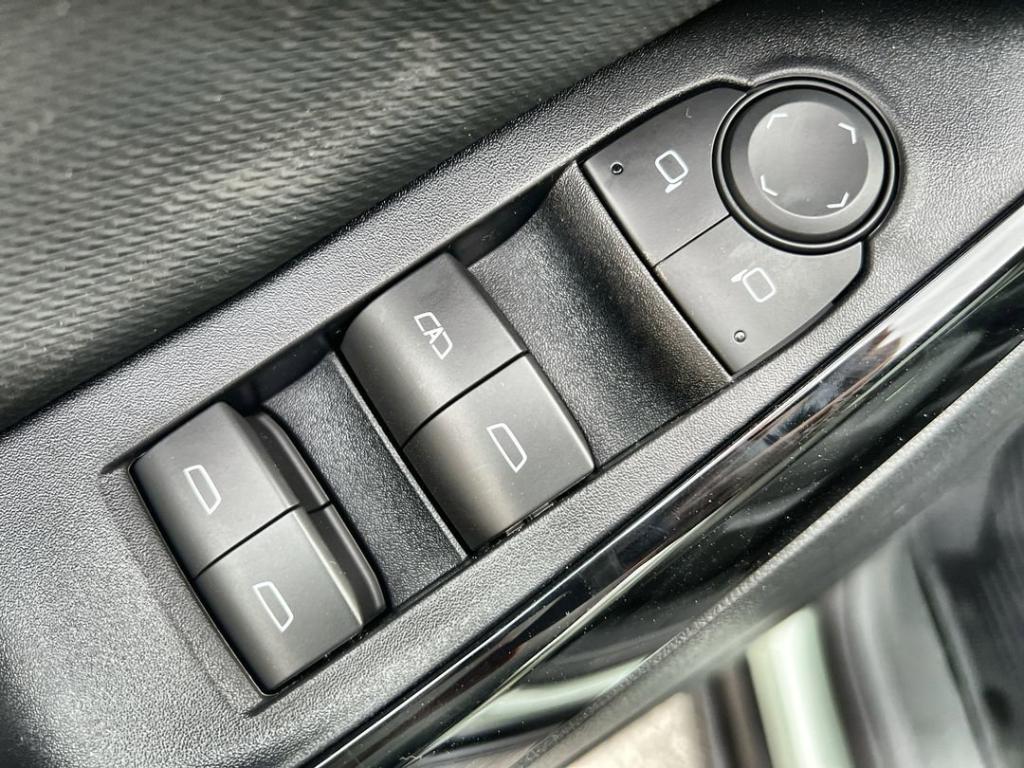 new 2026 Chevrolet Equinox car, priced at $31,745