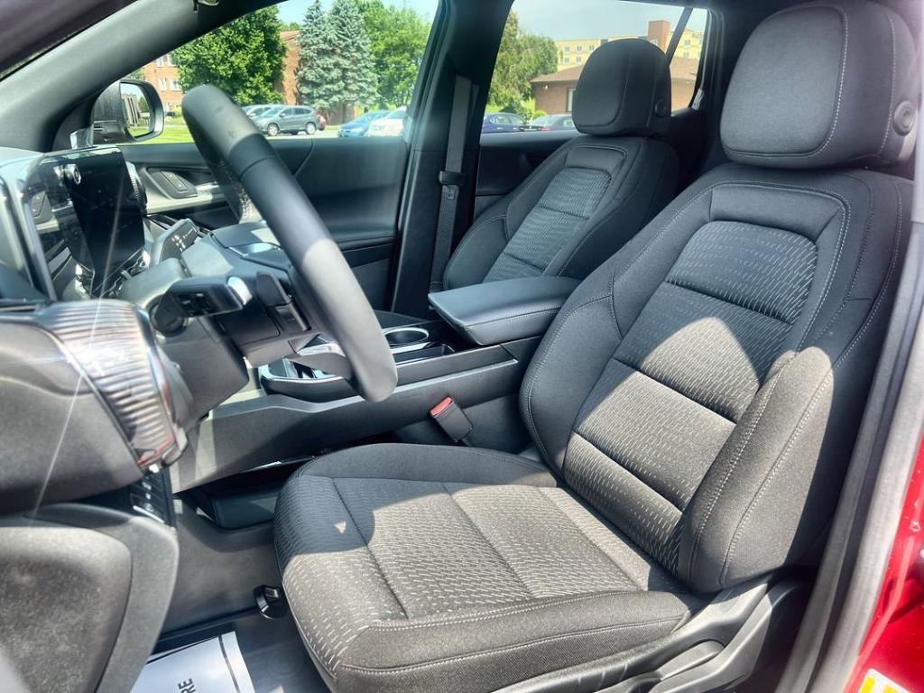 new 2026 Chevrolet Equinox car, priced at $32,825