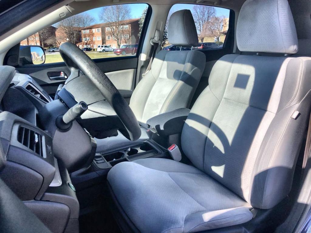 used 2015 Honda CR-V car, priced at $9,000