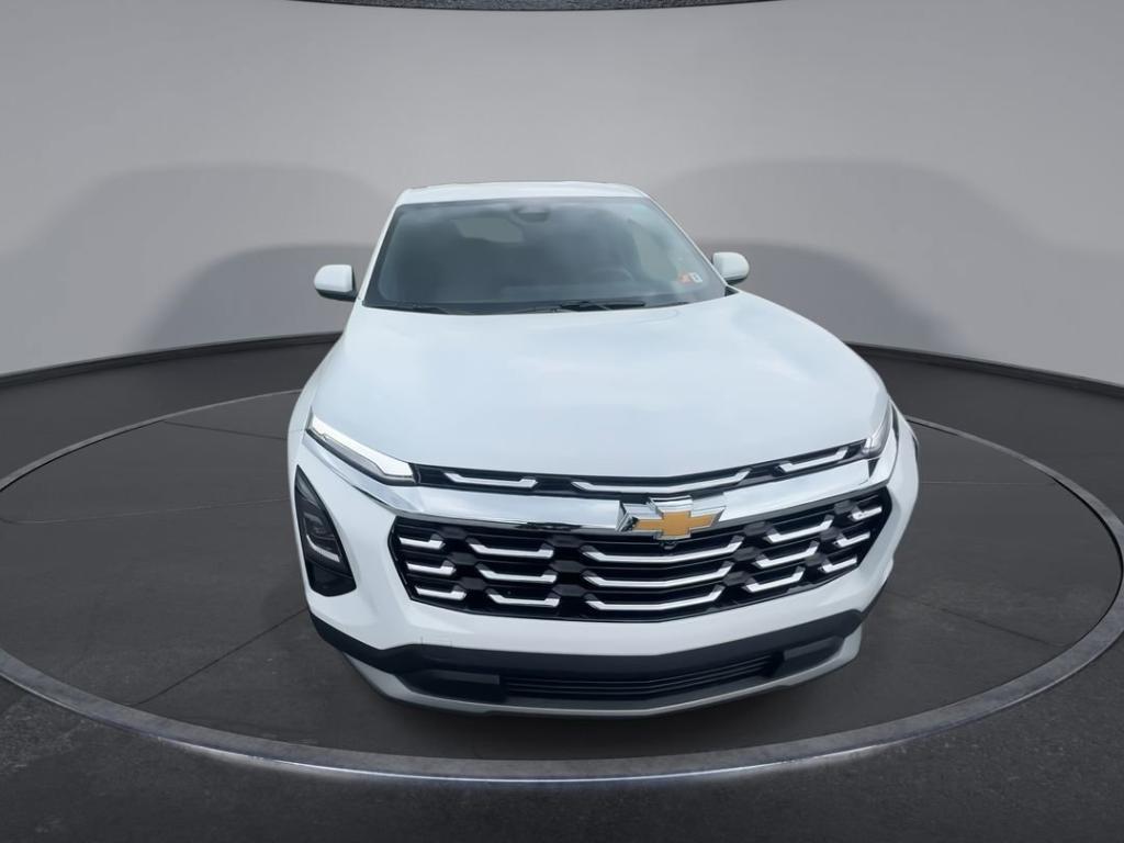 new 2026 Chevrolet Equinox car, priced at $30,285