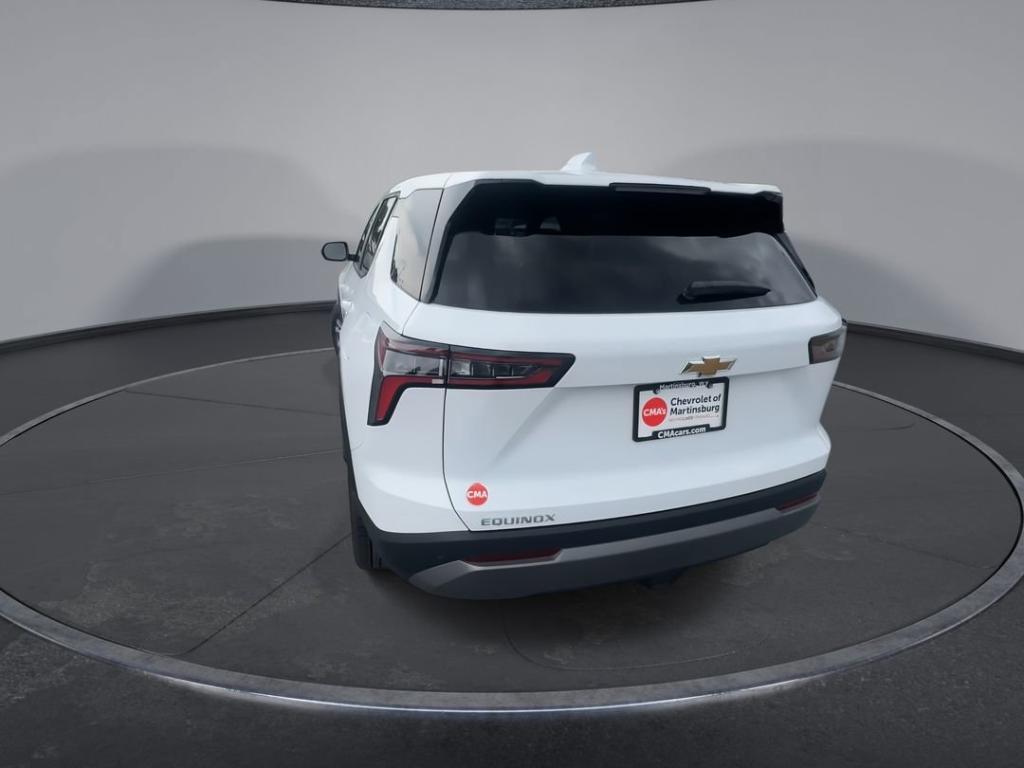 new 2026 Chevrolet Equinox car, priced at $30,285