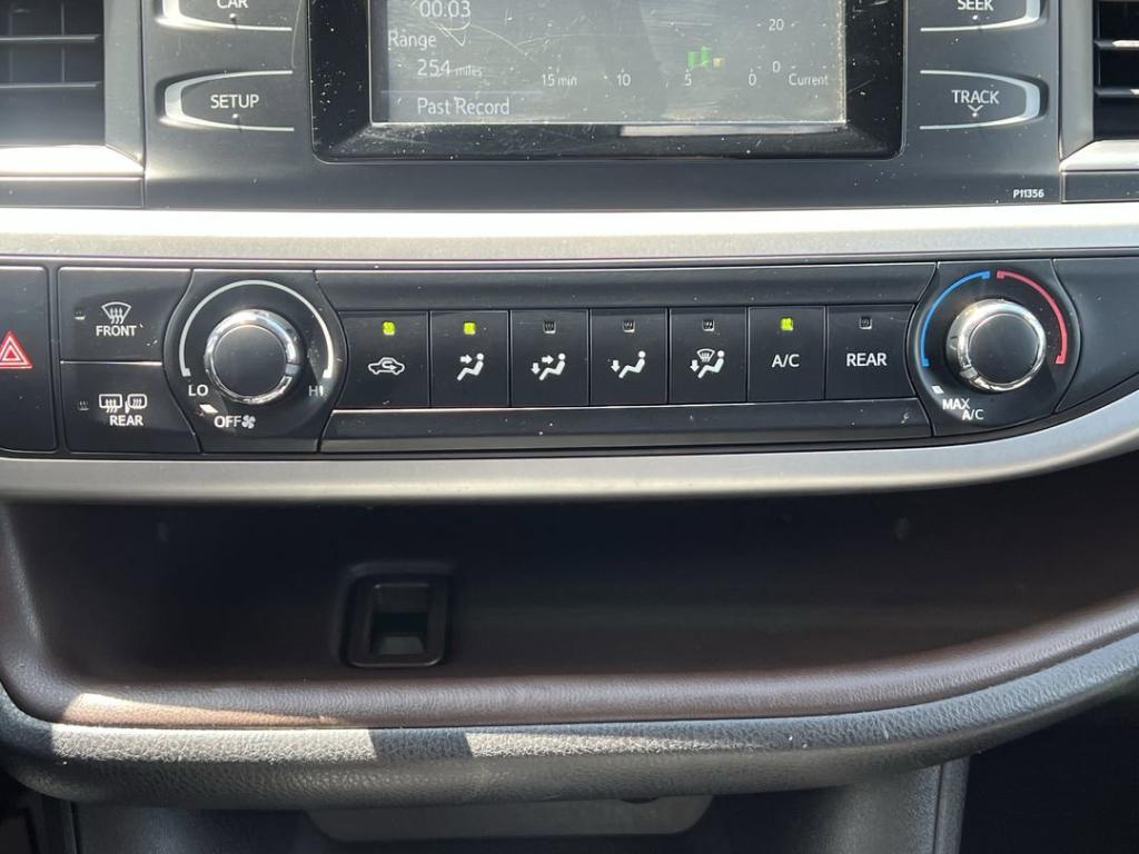 used 2017 Toyota Highlander car, priced at $16,700