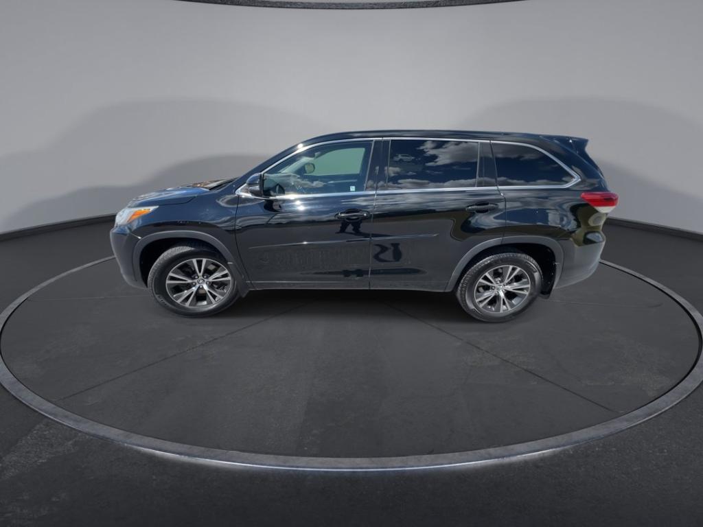 used 2017 Toyota Highlander car, priced at $16,700
