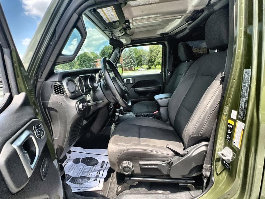 used 2021 Jeep Gladiator car, priced at $32,900