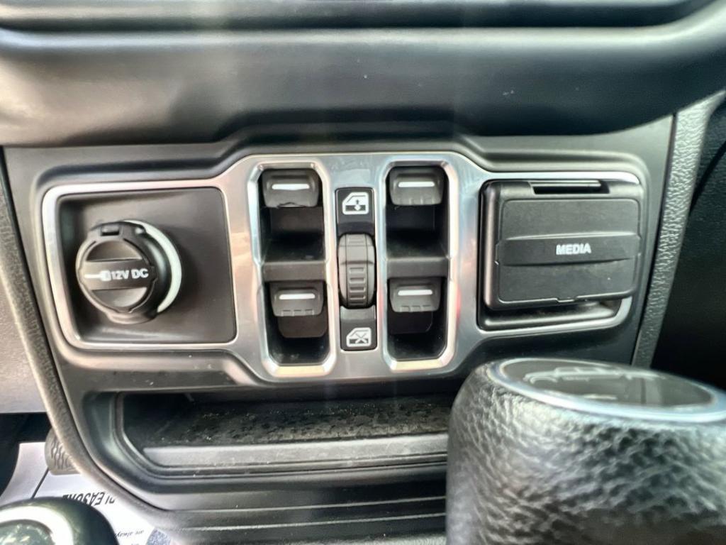 used 2021 Jeep Gladiator car, priced at $32,900