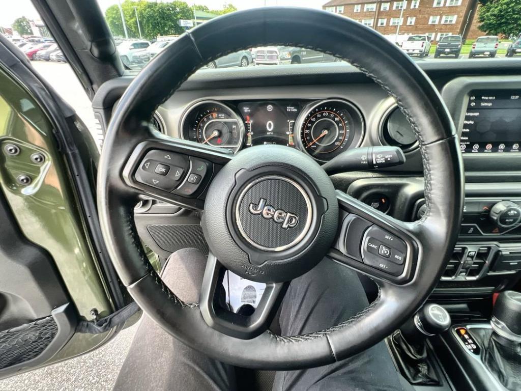 used 2021 Jeep Gladiator car, priced at $32,900