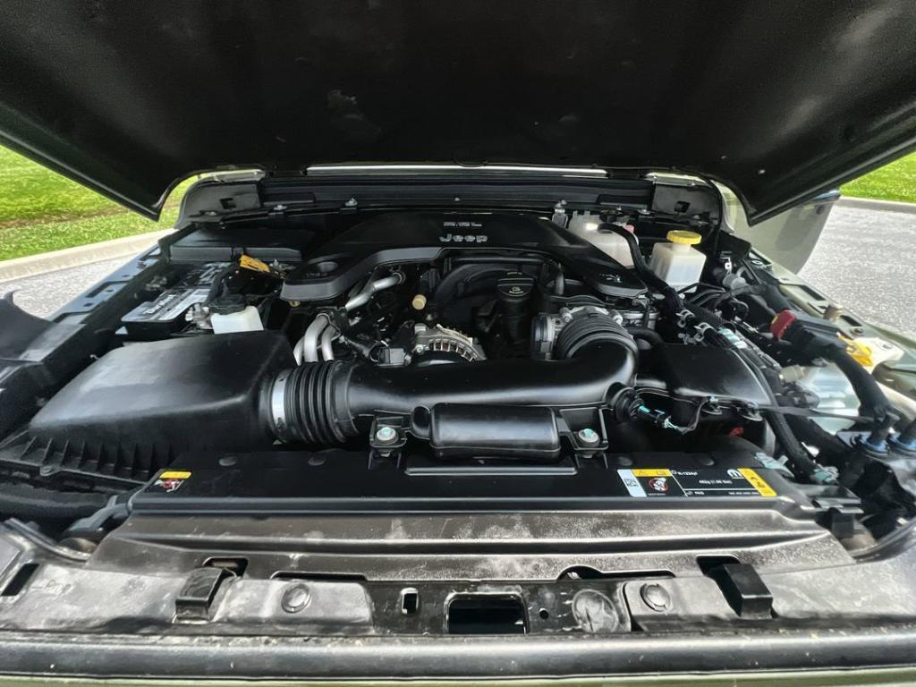 used 2021 Jeep Gladiator car, priced at $32,900