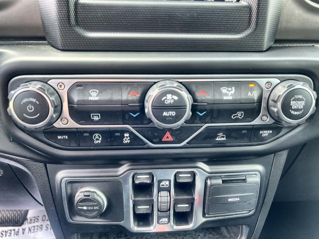 used 2021 Jeep Gladiator car, priced at $32,900