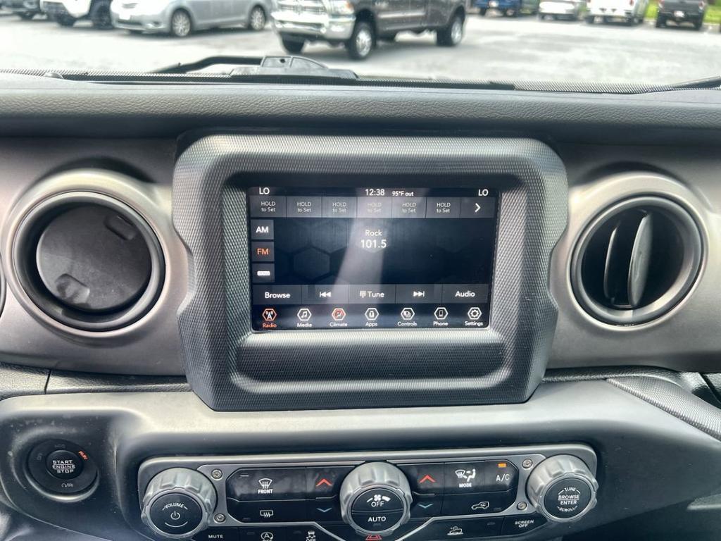 used 2021 Jeep Gladiator car, priced at $32,900