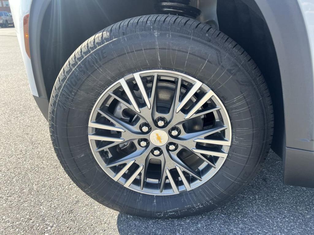 new 2025 Chevrolet Traverse car, priced at $45,985