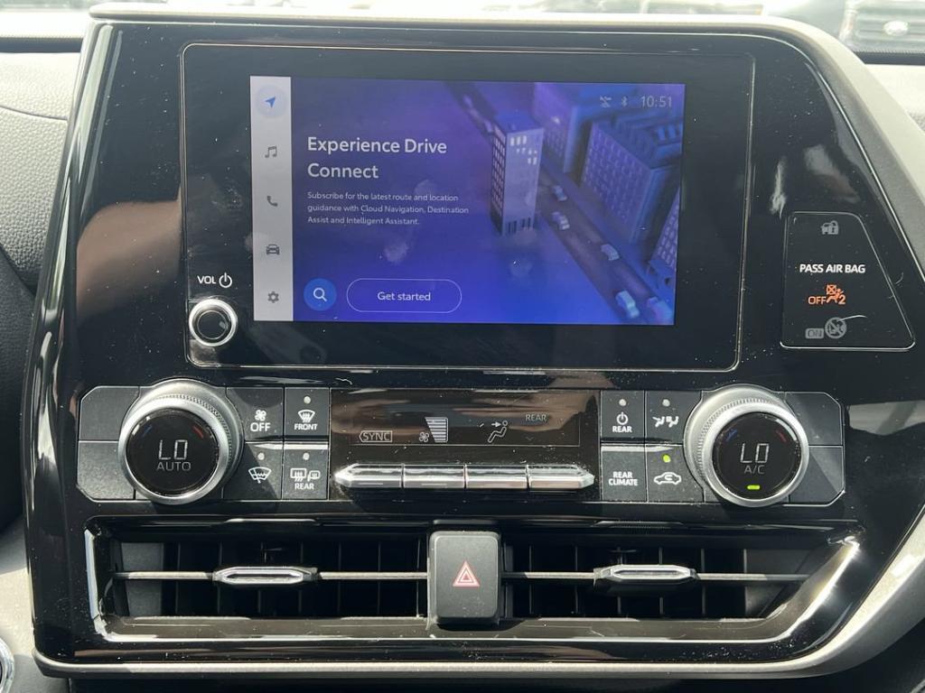 used 2023 Toyota Highlander car, priced at $35,900