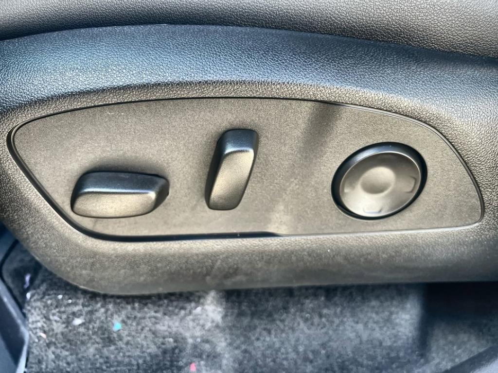 new 2026 Chevrolet Traverse car, priced at $59,260