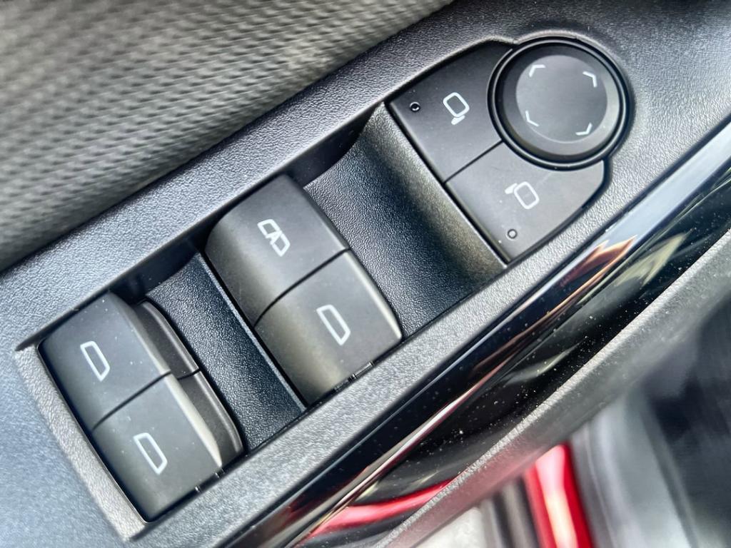 new 2026 Chevrolet Equinox car, priced at $30,825