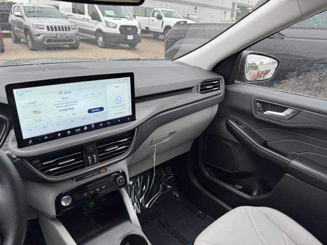 new 2025 Ford Escape car, priced at $37,967