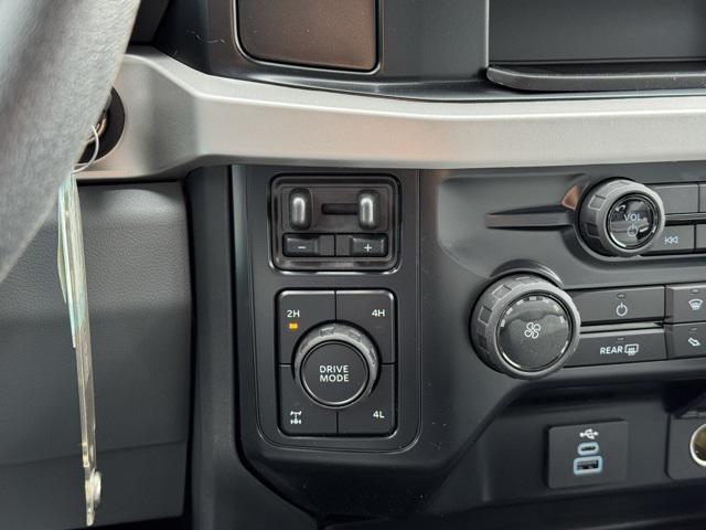 new 2026 Ford F-350 car, priced at $60,620
