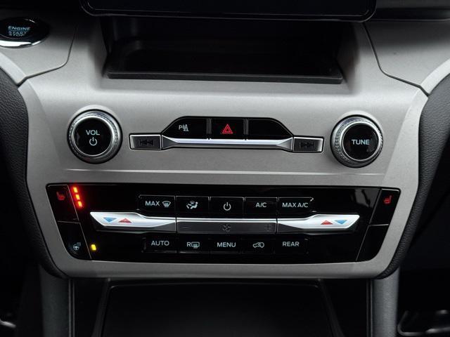 used 2023 Ford Explorer car, priced at $33,167