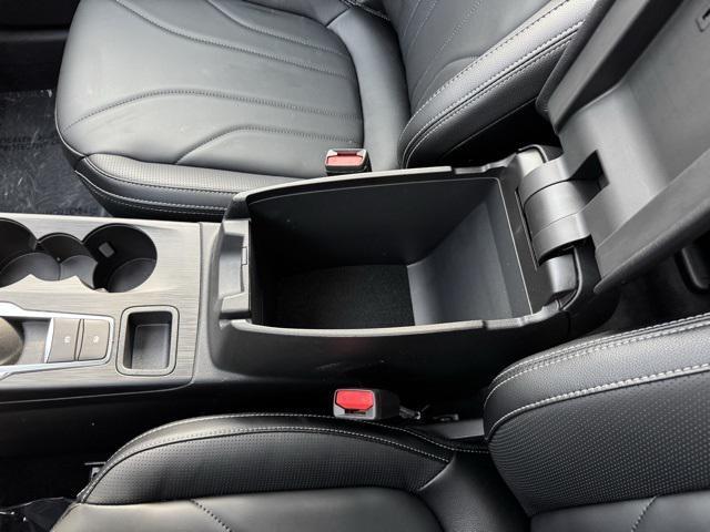 new 2025 Ford Escape PHEV car, priced at $39,040