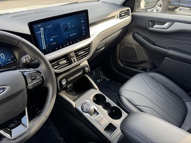 new 2025 Ford Escape PHEV car, priced at $39,040