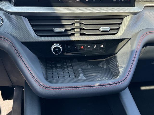 new 2025 Ford Explorer car, priced at $48,654