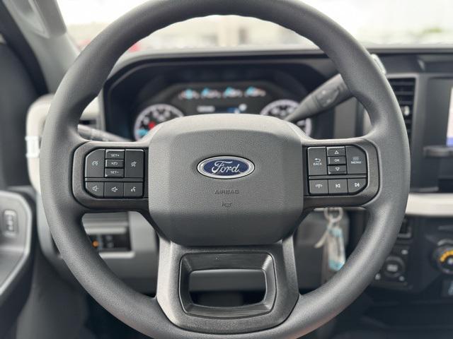 new 2025 Ford F-350 car, priced at $51,051