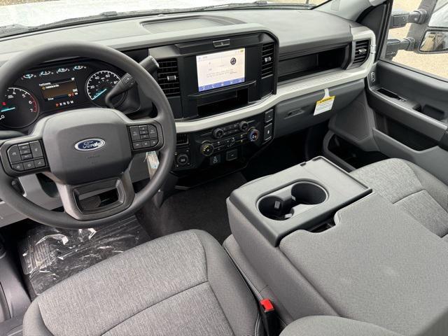 new 2025 Ford F-350 car, priced at $51,051