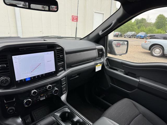 new 2025 Ford F-150 car, priced at $52,170