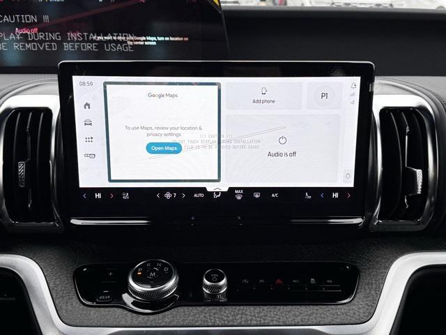 new 2025 Ford Expedition car, priced at $82,409