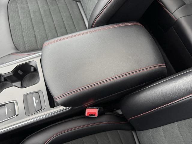 used 2023 Ford Edge car, priced at $32,499