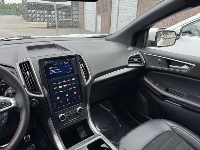 used 2023 Ford Edge car, priced at $32,499