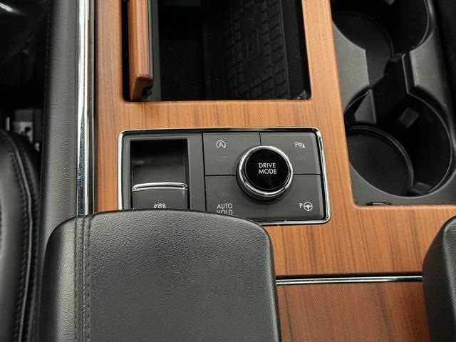 used 2019 Lincoln Navigator L car, priced at $29,997