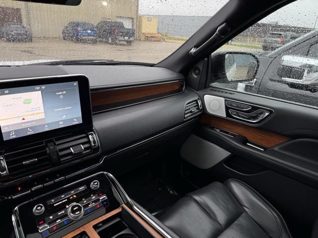 used 2019 Lincoln Navigator L car, priced at $29,997