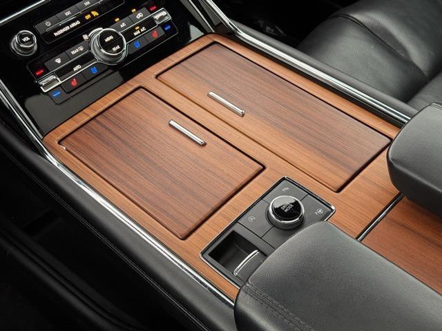 used 2019 Lincoln Navigator L car, priced at $29,997