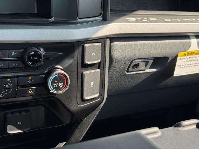 new 2025 Ford F-350 car, priced at $51,051
