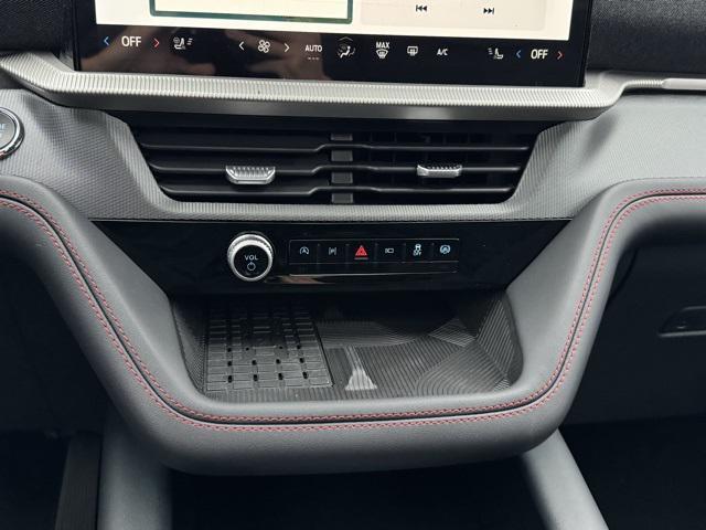 new 2025 Ford Explorer car, priced at $48,694