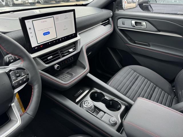 new 2025 Ford Explorer car, priced at $48,654