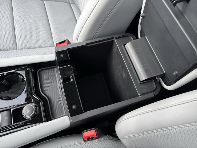 new 2025 Ford Explorer car, priced at $58,371