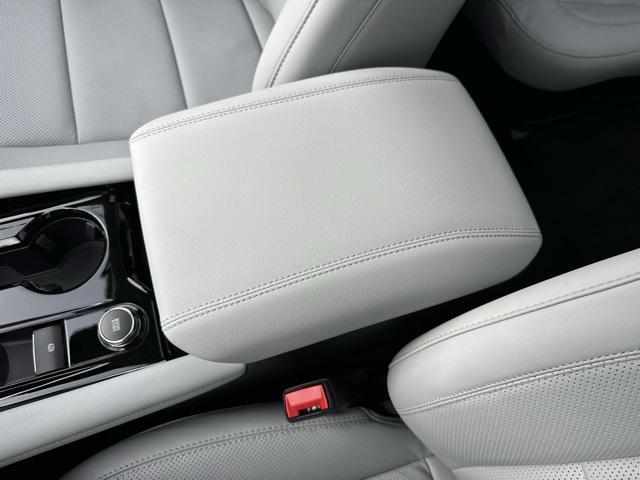 new 2025 Ford Explorer car, priced at $58,371