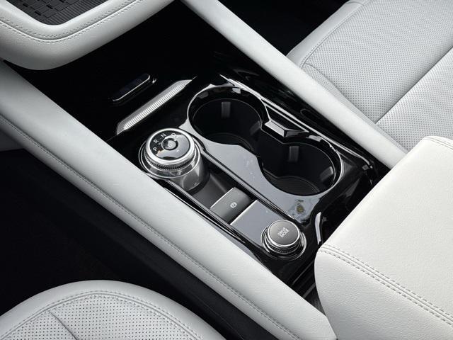 new 2025 Ford Explorer car, priced at $58,371
